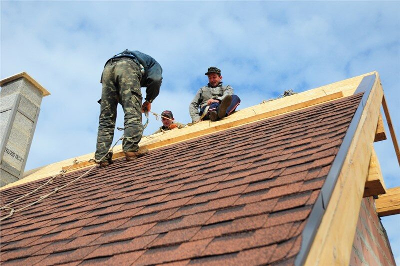 Don't Let a Damaged Roof Hinder Your Business - Trust Supreme Brick